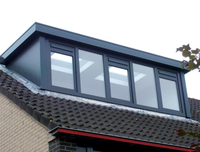 Polyester dakkapellen